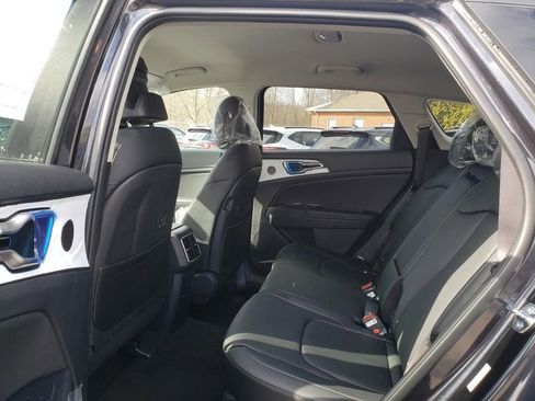 New 2026 Kia Sportage EX AWD/4WD image 8