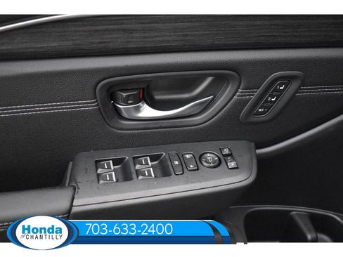 New 2026 Honda Pilot Touring image 25