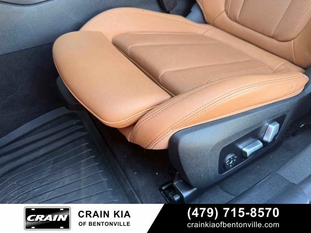 Used 2023 BMW i4 eDrive40 RWD image 23
