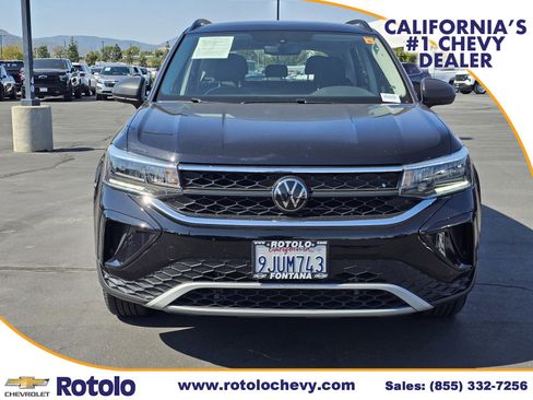 Used 2023 Volkswagen Taos S FWD image 2