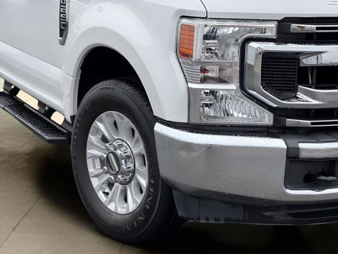 Used 2020 Ford F250 XL w/ STX Appearance Package image 41