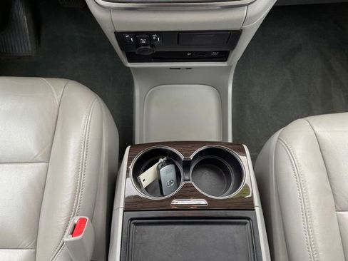 Used 2019 Toyota Sienna XLE Premium image 17