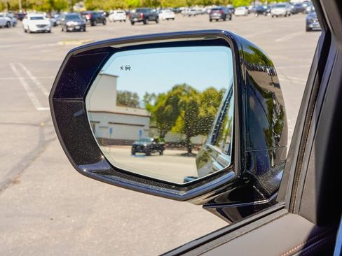 New 2026 GMC Yukon XL AT4 image 17