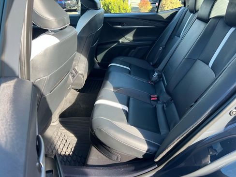 Used 2025 Toyota Camry SE w/ Multimedia Upgrade Package image 16