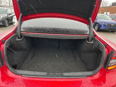 Used 2015 Dodge Charger SXT image 26