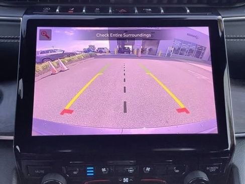Certified 2023 Jeep Grand Cherokee Overland w/ Luxury Tech Group IV AWD/4WD image 23