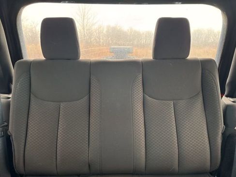 Used 2017 Jeep Wrangler Sport image 7