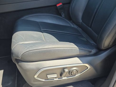 Used 2022 Jeep Wagoneer Series III w/ Flexible Seating Group AWD/4WD image 26