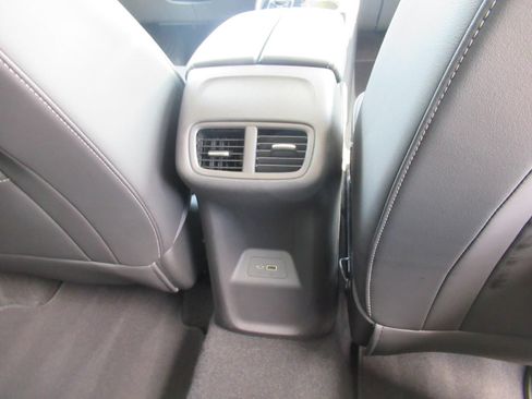 Used 2024 Buick Envision Preferred AWD/4WD image 30