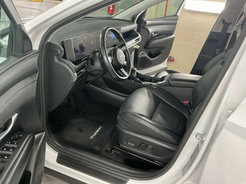 Certified 2025 Hyundai Tucson SEL AWD/4WD image 11