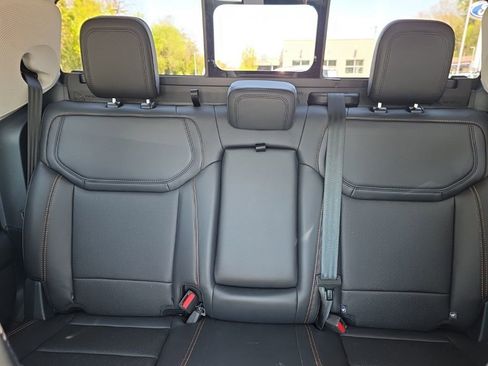Certified 2025 Ford Maverick Tremor image 24