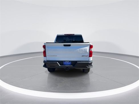 Used 2023 Chevrolet Silverado 1500 ZR2 w/ Technology Package image 6