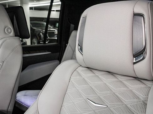 New 2026 Cadillac Escalade ESV Platinum Sport image 27