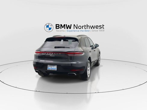 Used 2021 Porsche Macan w/ Premium Package AWD/4WD image 2