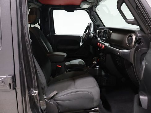 Used 2021 Jeep Gladiator Willys image 21