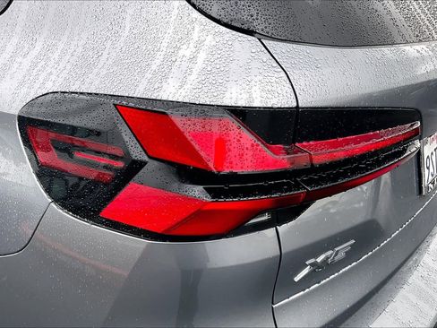 Used 2025 BMW X5 xDrive40i w/ M Sport Package image 32