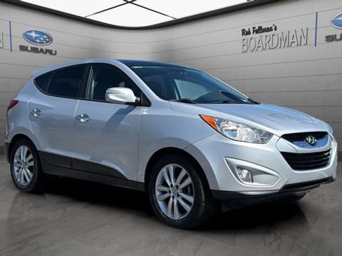 Used 2010 Hyundai Tucson Limited w/ Premium Pkg 4 FWD image 1