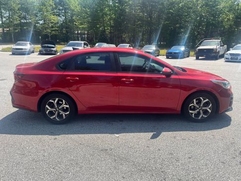 Used 2020 Kia Forte LXS FWD image 8