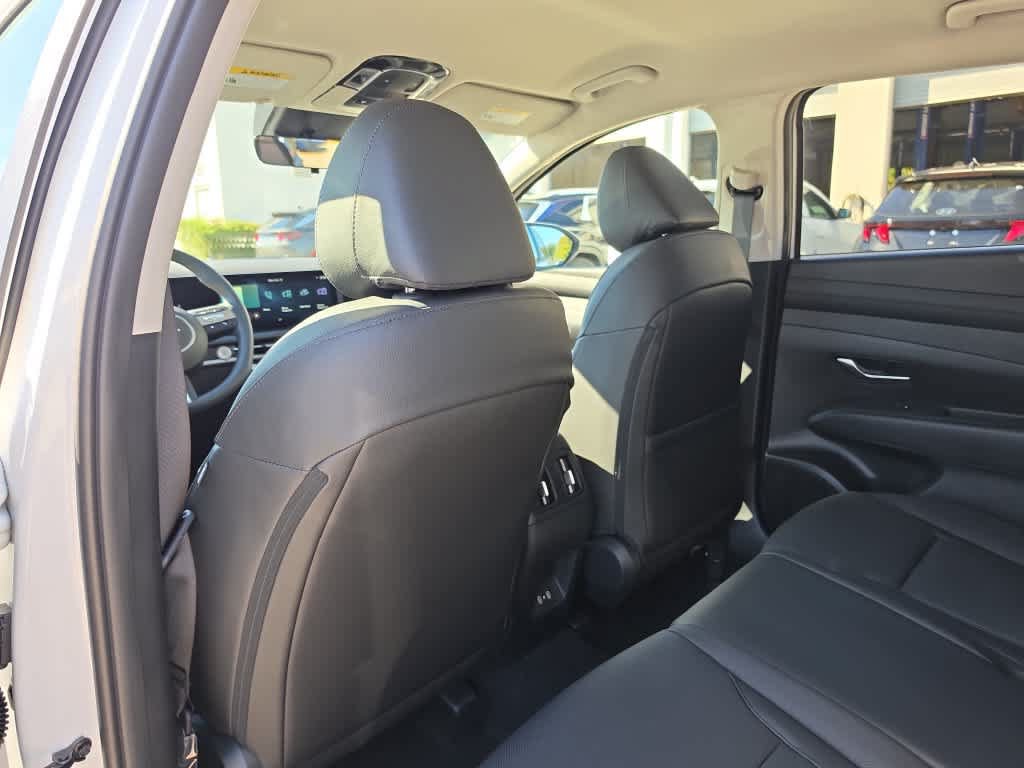 New 2026 Hyundai Tucson SEL Plus FWD image 18