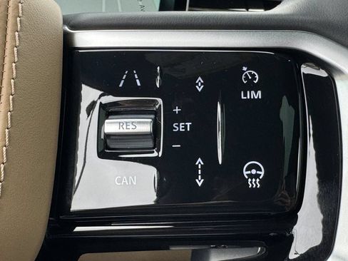 Used 2023 Land Rover Range Rover Sport SE AWD/4WD image 27