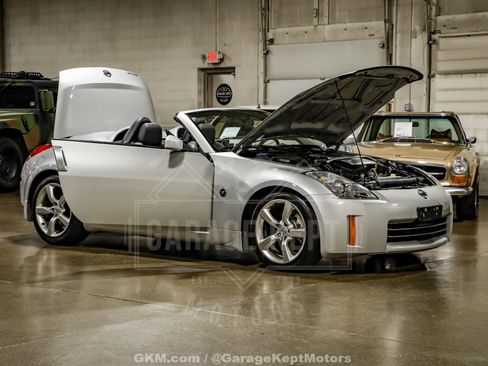 Used 2008 Nissan 350Z Touring image 69
