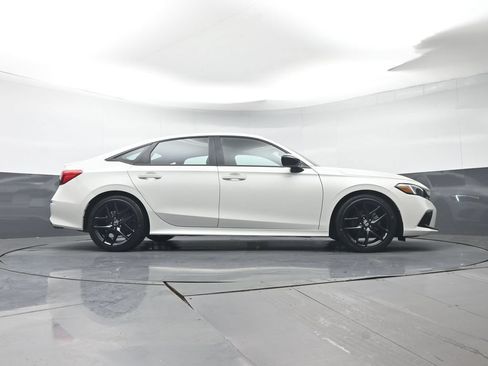 Certified 2024 Honda Civic Sport image 30