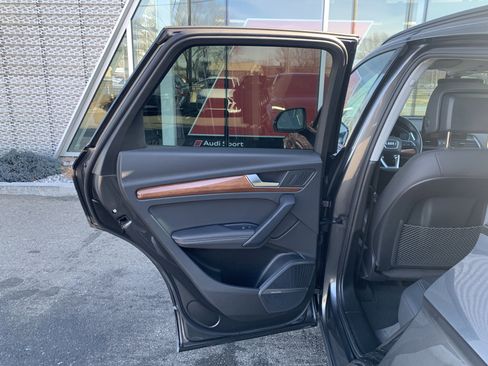 Certified 2023 Audi Q5 2.0T Premium Plus w/ Premium Plus Package image 23