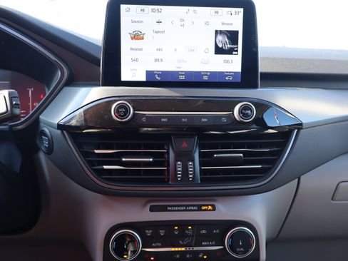 Used 2024 Ford Escape Active image 17