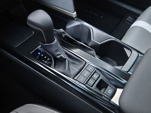 Certified 2026 Toyota Camry SE FWD image 16