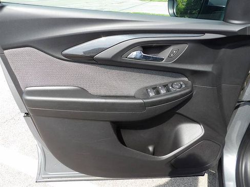 Certified 2023 Chevrolet TrailBlazer LT FWD image 14
