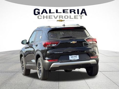 New 2026 Chevrolet TrailBlazer LT w/ Driver Confidence Package FWD image 5