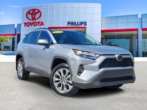 Used 2024 Toyota RAV4 XLE Premium image 1