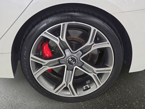 Used 2020 Kia Stinger GT image 27