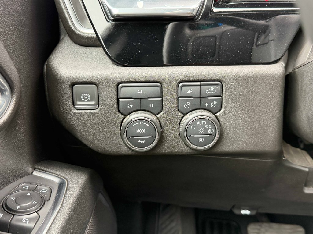 Used 2024 Chevrolet Silverado 2500 LT w/ Safety Package AWD/4WD image 39