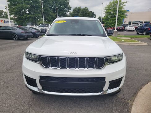 Used 2022 Jeep Grand Cherokee L Laredo w/ Luxury Tech Group I AWD/4WD image 8