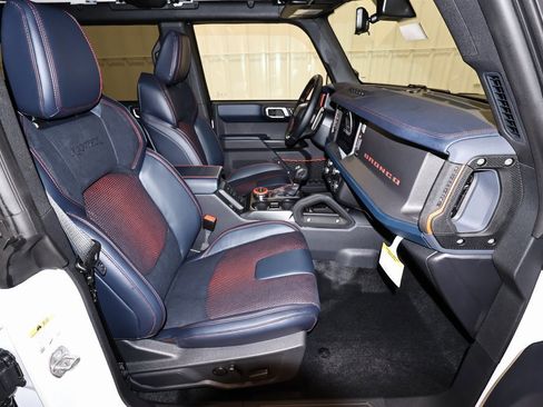 New 2025 Ford Bronco Raptor image 14