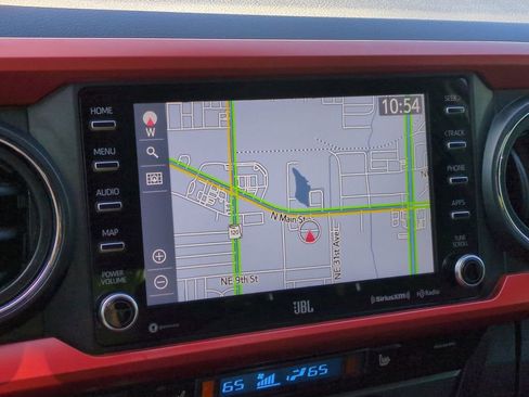 Certified 2020 Toyota Tacoma TRD Off-Road image 22