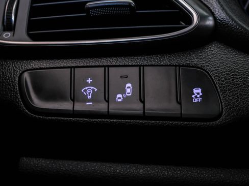 Used 2018 Hyundai Elantra GT w/ Tech Package 03 image 29