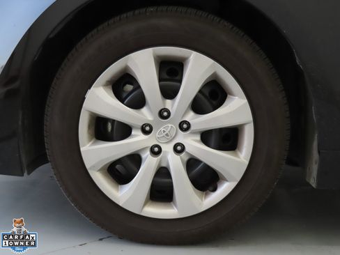 Used 2026 Toyota Corolla LE FWD image 24