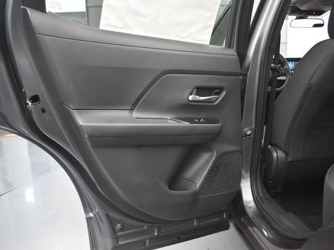 New 2025 Nissan Kicks SV w/ SV Premium Package image 16