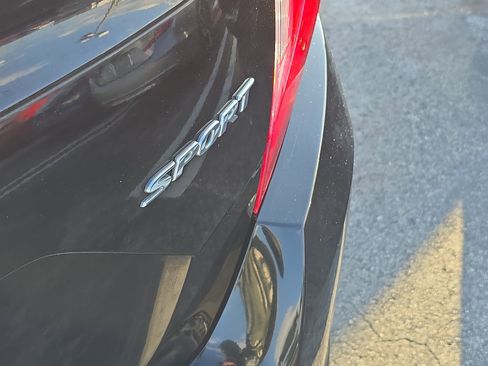 Used 2019 Honda Civic Sport image 6