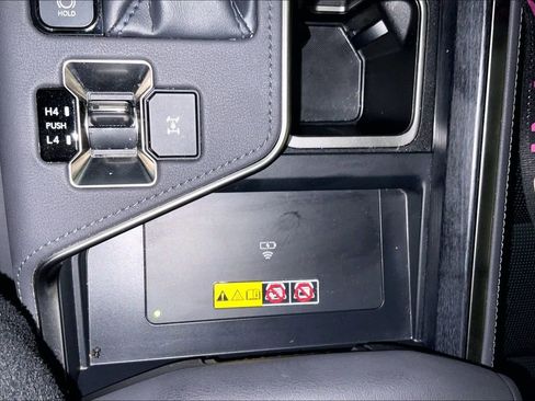 Used 2024 Lexus GX 550 image 35