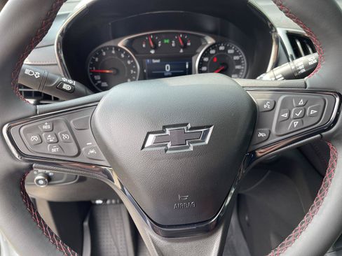 Used 2024 Chevrolet Equinox RS w/ LPO, Floor Liner Package FWD image 21