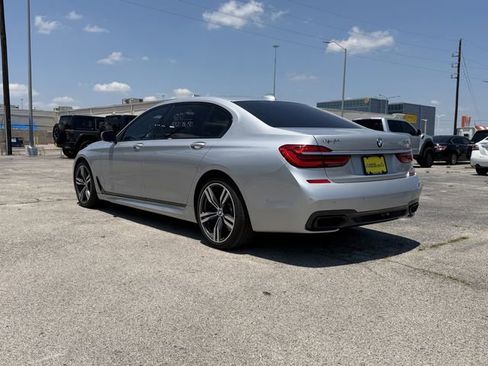 Used 2019 BMW 740i w/ Executive Package RWD image 5