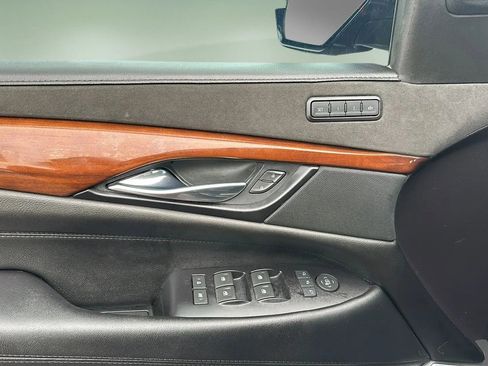 Used 2019 Cadillac Escalade ESV Premium Luxury image 23