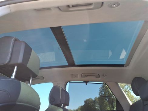 Used 2021 Audi Q5 Prestige w/ Prestige Package image 9