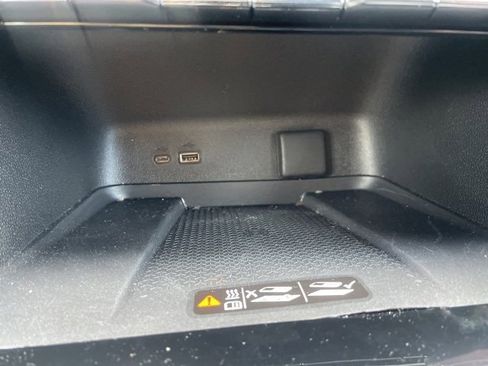 Used 2025 Chevrolet Traverse Z71 w/ Driver Confidence Package image 46