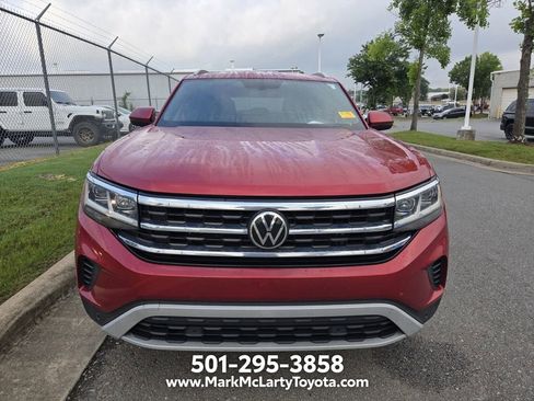 Used 2020 Volkswagen Atlas Cross Sport SE FWD image 2