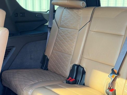 Used 2021 Cadillac Escalade Premium Luxury w/ Driver Assist Tech Package AWD/4WD image 20