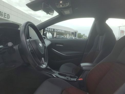 Used 2023 Toyota Corolla SE FWD image 8